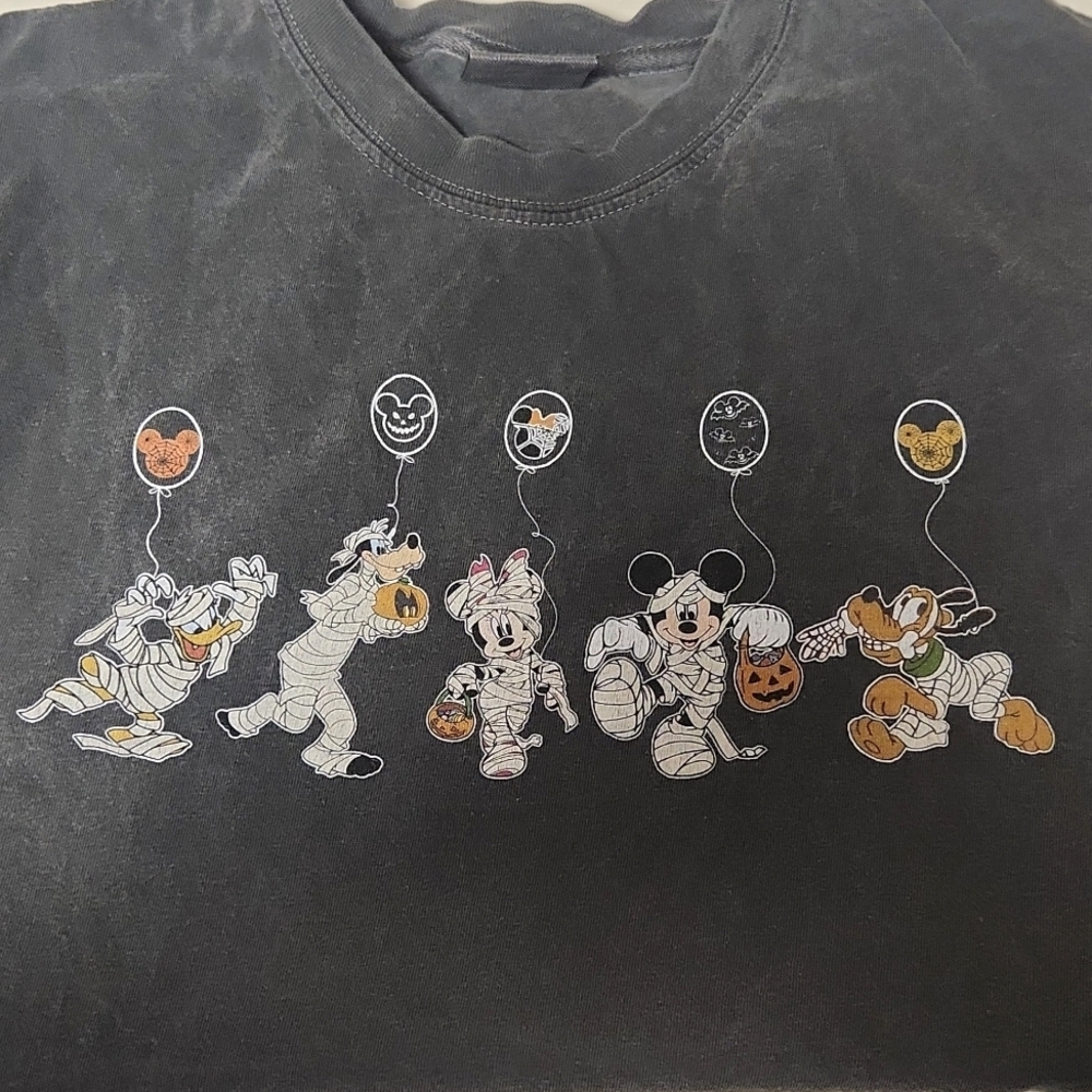 Comfort Colors Halloween Characters Women's Short Sleeve Tee - Black